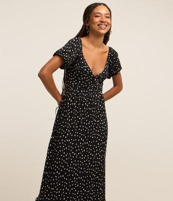 Vestido New Midi Texturizado com Estampa Poá