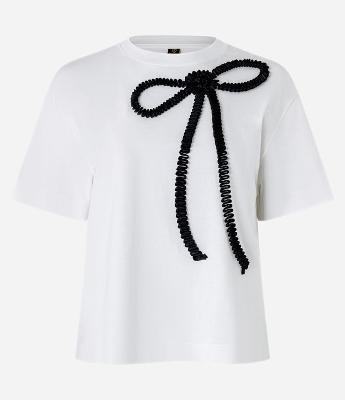 Camiseta em Algodão com Bordado de Laço