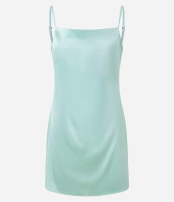 Vestido Curto em Cetim com Decote Degagê e Alça Fina