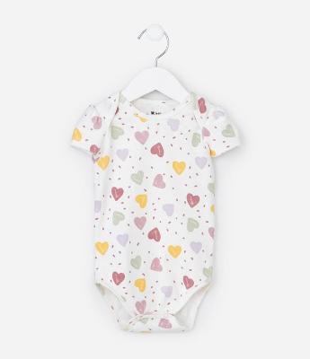 Body Infantil Canelado com Estampa Corações - Tam 0 a 18 meses