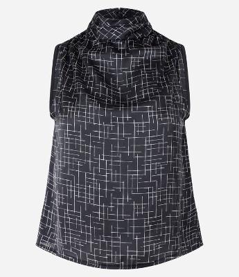 Blusa Acetinada com Gola Alta Drapeado e Estampa Geométrica