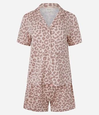 Pijama Short Doll Manga Curta em Viscose com Estampa Animal Print