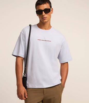 Camiseta Boxy em Algodão com Estampa Lettering