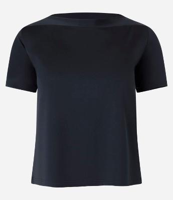 Blusa em Microfibra com Decote Canoa