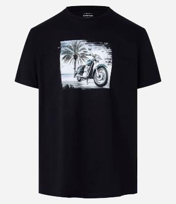 Camiseta Comfort em Algodão com Estampa de Moto em Paisagem