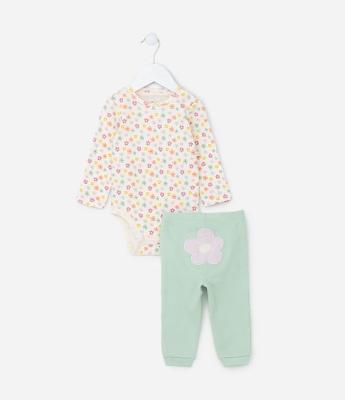 Conjunto Infantil com Estampa Floral - Tam RN a 18 meses
