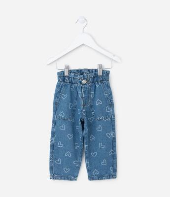 Calça Clochard em Jeans com Estampa Corações - Tam 1 a 6 Anos