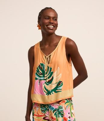 Blusa em Viscose sem Manga e Estampa de Folhagens