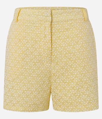 Short Curto em Laise Bordado
