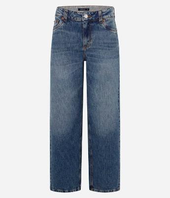 Calça Reta em Jeans com Lavagem Diferenciada
