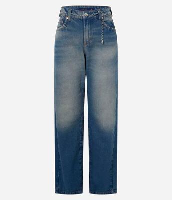Calça Reta em Jeans Dirty com Cinto de Corrente