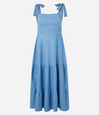 Vestido Midi em Jeans com Laços e Babado na Barra