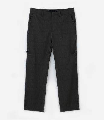 Calça Reta Cargo com Textura e Detalhe Lateral