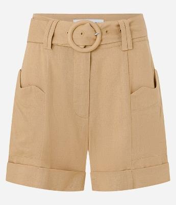 Short Curto em Viscose e Linho com Cinto Faixa e Fivela Redonda