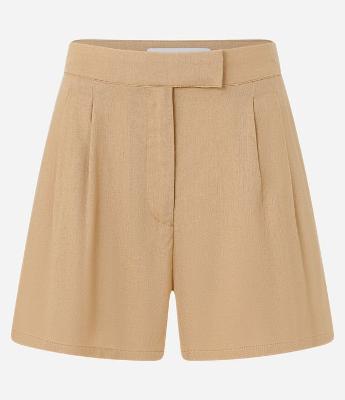 Short Curto em Viscose em Linho com Pregas e Bolsos