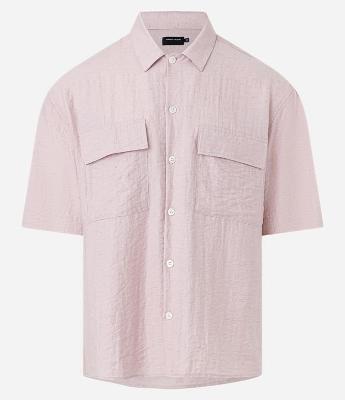 Camisa em Tricoline com Textura e Bolso Cargo