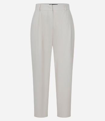Calça Cenoura Alfaiatada com Pregas