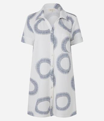 Camisola Curta em Viscose com Gola Camisa e Estampa de Círculos