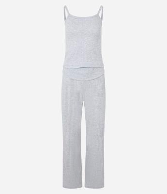Pijama Longo em Ribana com Blusa Alcinha e Textura Canelada