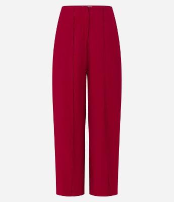 Calça Pantalona Alfaiatada com Frisos Frontais e Bolsos