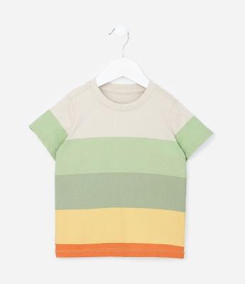 Camiseta Infantil com Estampa Bloco de Cores - Tam 1 a 6 Anos