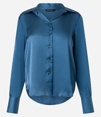 Camisa Acetinada com Caimento Leve e Manga Longa