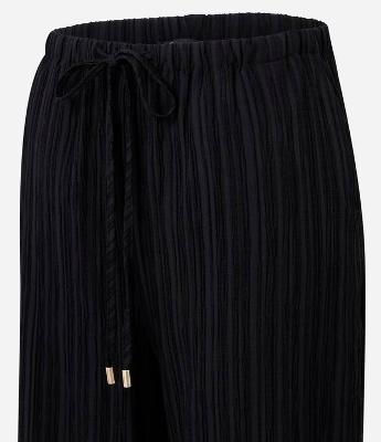 Calça Reta Fluida em Chiffon Texturizado