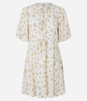 Vestido Curto em Viscose com Manga Bufante e Estampa Floral