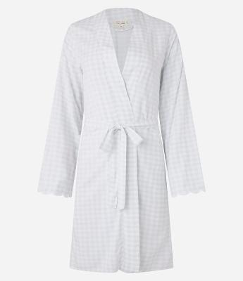 Robe Curto em Chalis com Estampa Xadrez Vichy e Borda Nuvem