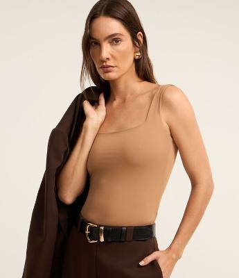 Blusa em Poliamida com Decote Quadrado