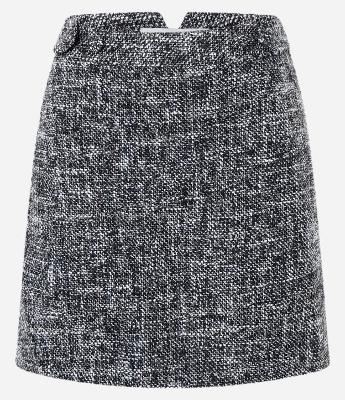 Saia Curta em Tweed com Botões Laterais