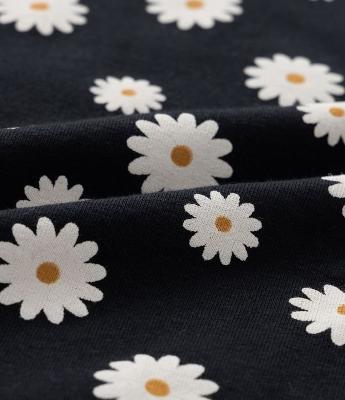Vestido Infantil com Sobreposição e Estampa Margaridas - Tam 5 a 14 Anos