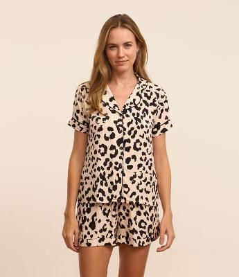 Pijama Americano Curto com Estampa Animal Print Onça