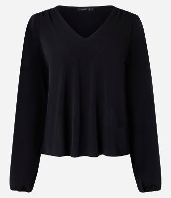 Blusa em Microfibra com Gola V e Caimento Leve