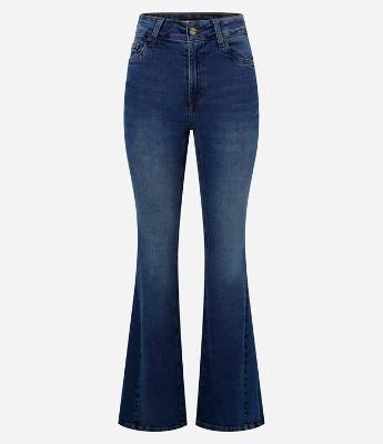 Calça Flare em Jeans com Elastano com Cintura Média