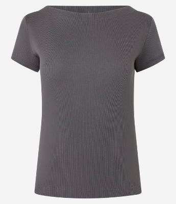 Blusa em Ribana com Decote Canoa e Manga Curta
