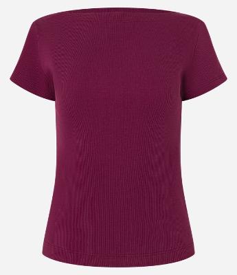 Blusa em Ribana com Decote Canoa e Manga Curta
