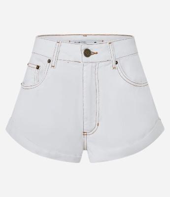 Short Curto em Sarja Delavê com Barra Dobrada