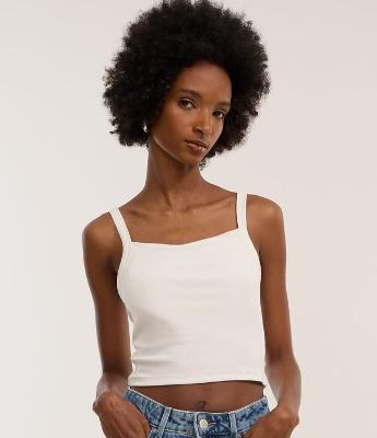 Blusa em Ribana com Alça Fina e Leve Textura