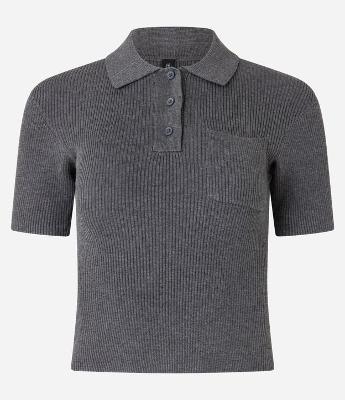 Blusa Polo em Tricô Caneladinha com Bolso no Peito