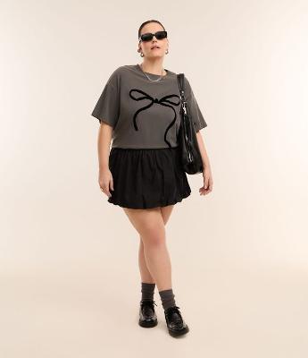 Saia Curta em Alfaiataria Balonê Curve & Plus Size