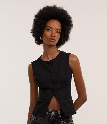 Blusa Alfaiataria com Textura e Recorte na Barra