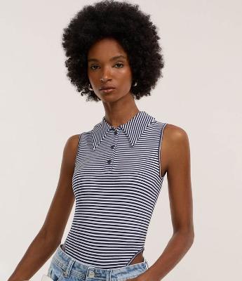 Body em Poliamida Seamless com Gola Polo e Listras