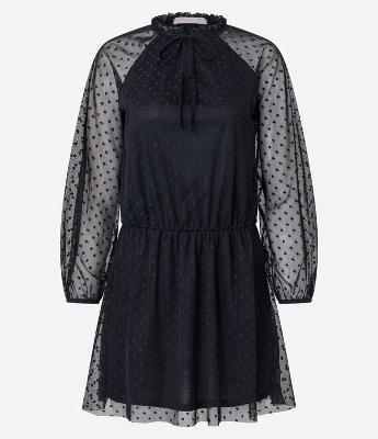 Vestido Curto em Tule em Poá com Sobreposição