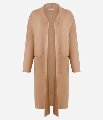 Cardigan Alongado em Tricô com Cava Deslocada e Bolsos