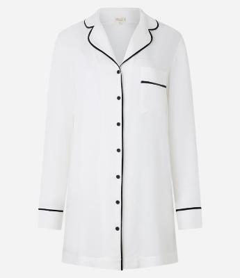 Camisola Americana com Bolsinho e Detalhes Contrastantes