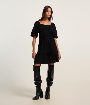 Vestido Curto Texturizado com Lastex no Busto