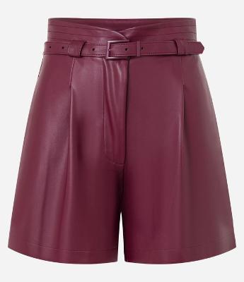 Short Cintura Alta em PU com Cinto Estreito e Pregas