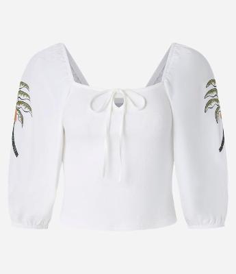 Blusa em Ribana com Amarração e Bordado Tropical nas Mangas