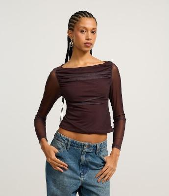 Blusa em Tule com Drapeado e Mangas com Transparência